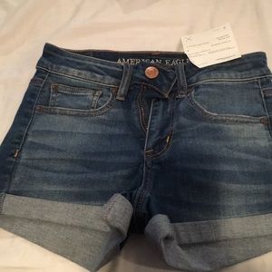 American Eagle shorts - NWT